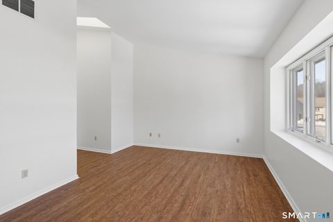 Tiny photo for 827 Oronoke Road #APT 8-2, Waterbury, CT 06708 (MLS # 24152952)