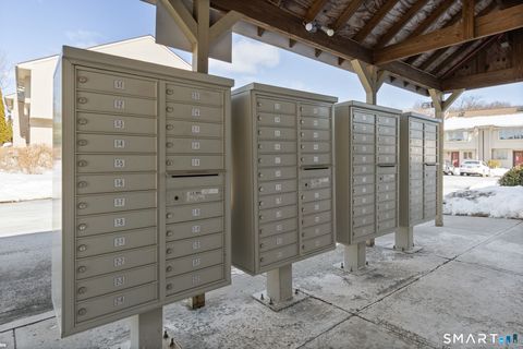 Tiny photo for 827 Oronoke Road #APT 8-2, Waterbury, CT 06708 (MLS # 24152952)