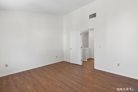 Tiny photo for 827 Oronoke Road #APT 8-2, Waterbury, CT 06708 (MLS # 24152952)