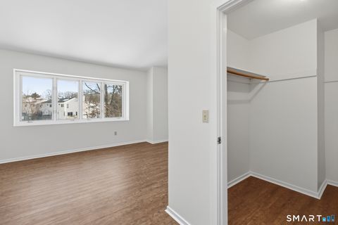 Tiny photo for 827 Oronoke Road #APT 8-2, Waterbury, CT 06708 (MLS # 24152952)