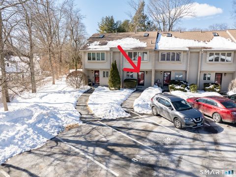 Tiny photo for 827 Oronoke Road #APT 8-2, Waterbury, CT 06708 (MLS # 24152952)