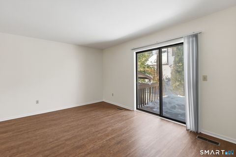 Tiny photo for 827 Oronoke Road #APT 8-2, Waterbury, CT 06708 (MLS # 24152952)