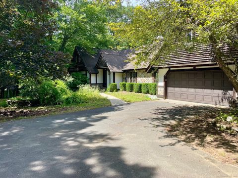 24 Deer Run Stafford CT 06071