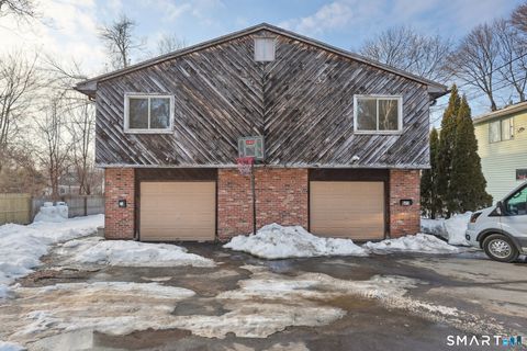 Photo of 577 Columbia Blvd Extension, Waterbury, CT 06704 (MLS # 24154158)