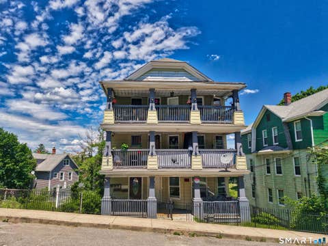 Multifamily For Sale - 62 Poplar Street<br/> New Haven County, Waterbury, CT 06708