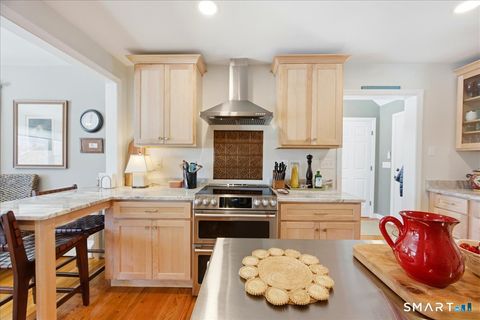 Tiny photo for 439 Pequot Avenue, Groton, CT 06355 (MLS # 24155545)