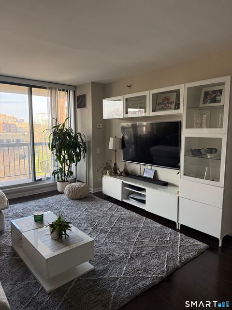 Tiny photo for 25 Forest Street #7F, Stamford, CT 06901 (MLS # 24166098)