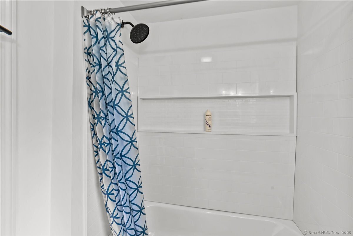 515 Hunting Hill Avenue, Middletown, Connecticut image 21