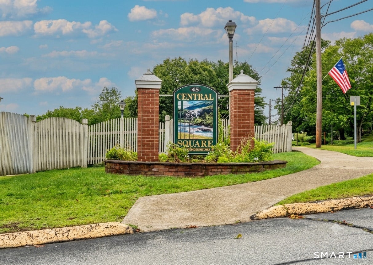45 Main Street 205