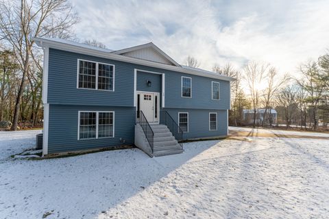 A home in Griswold