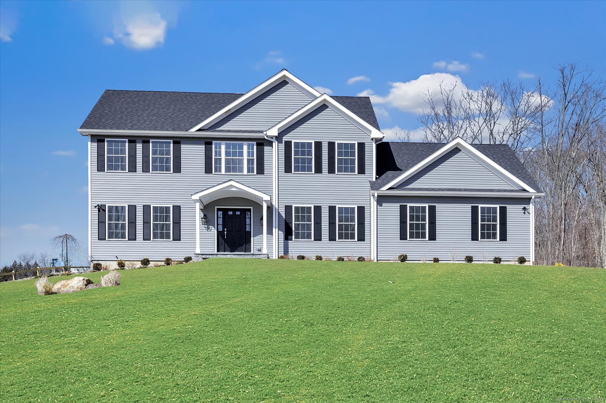 Property for Sale at Hunting Ridge Road, Middlebury, Connecticut - Bedrooms: 4 
Bathrooms: 3 
Rooms: 8  - $799,900