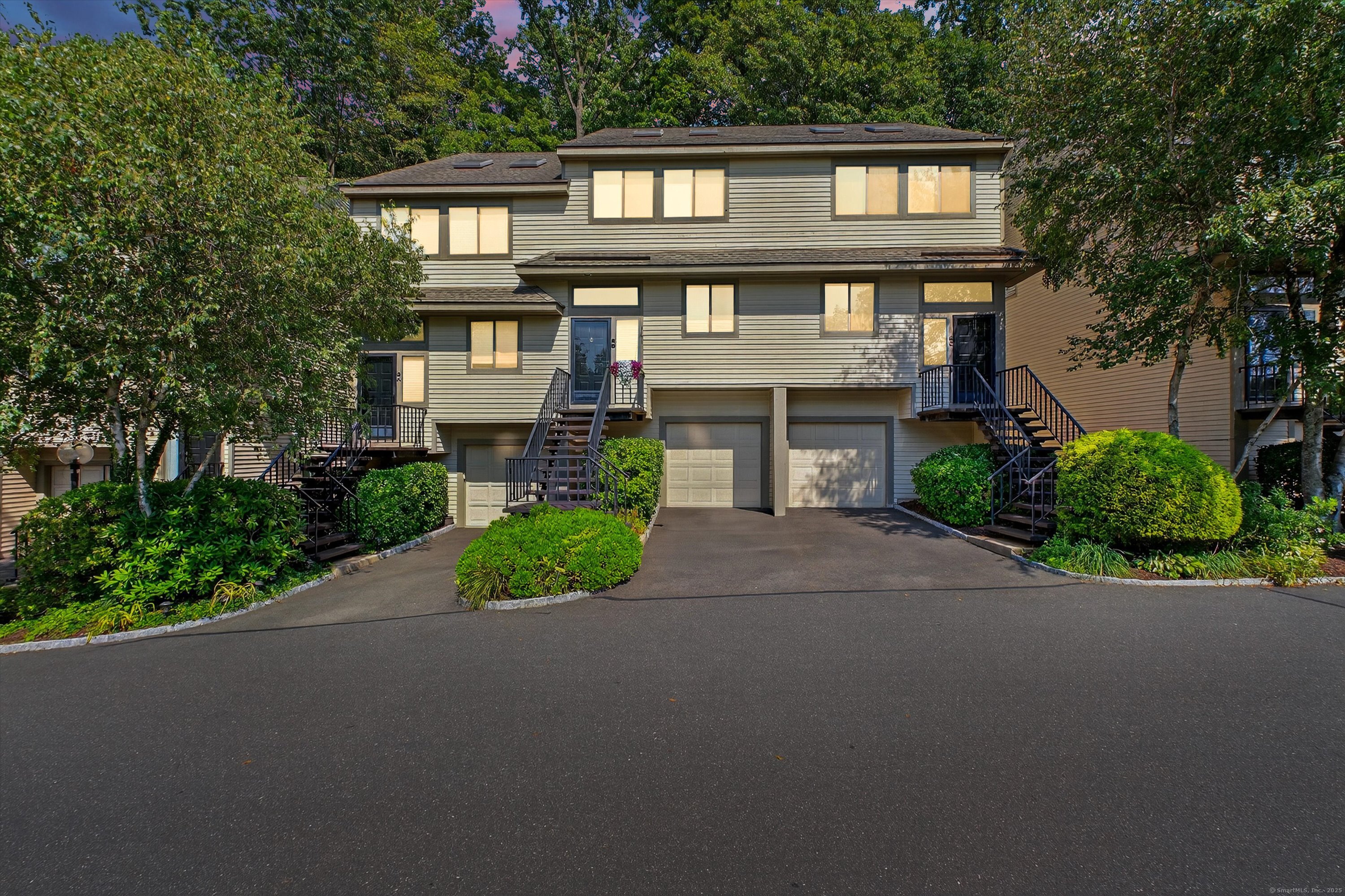 2435 Bedford Street 8C