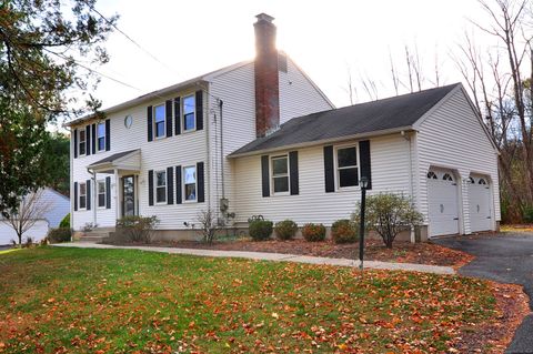 Photo of 695 Mountain Road, West Hartford, CT 06117 (MLS # 24058090)