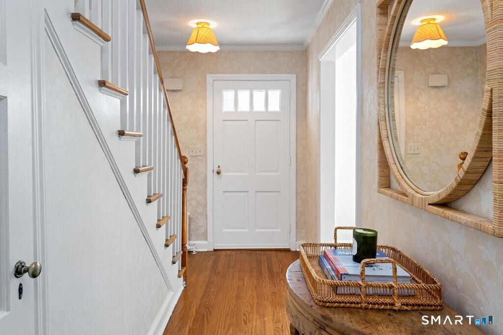 Photo of 25 Devon Road, Darien, CT 06820 (MLS # 24158996)