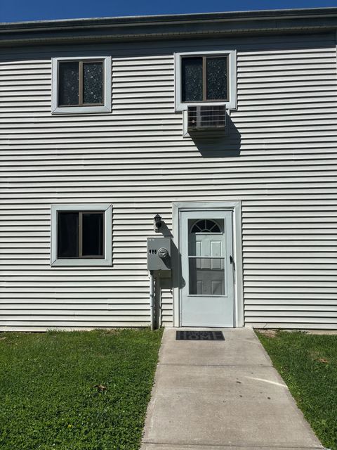 126 Beamon Brook 126 Bloomfield CT 06002