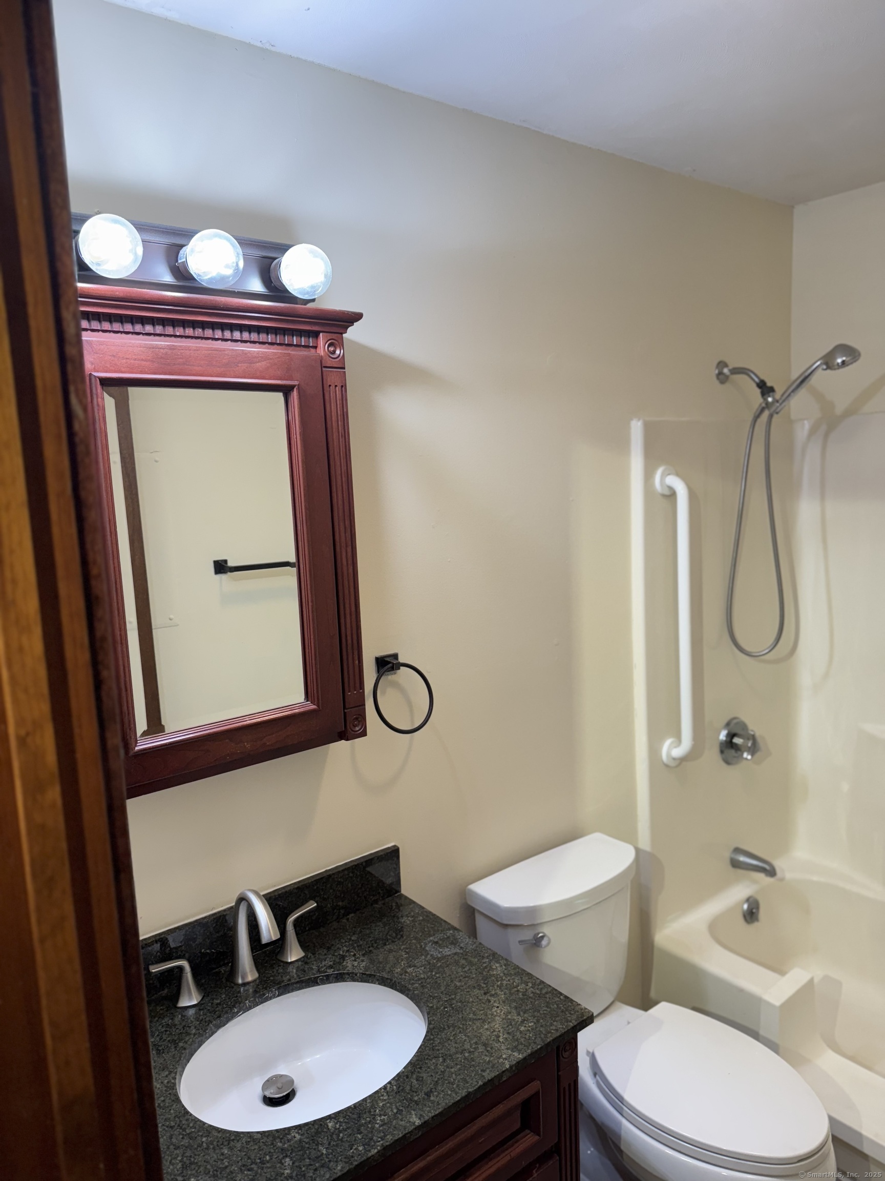 81 Chipman Street #APT 6, Waterbury, Connecticut image 9