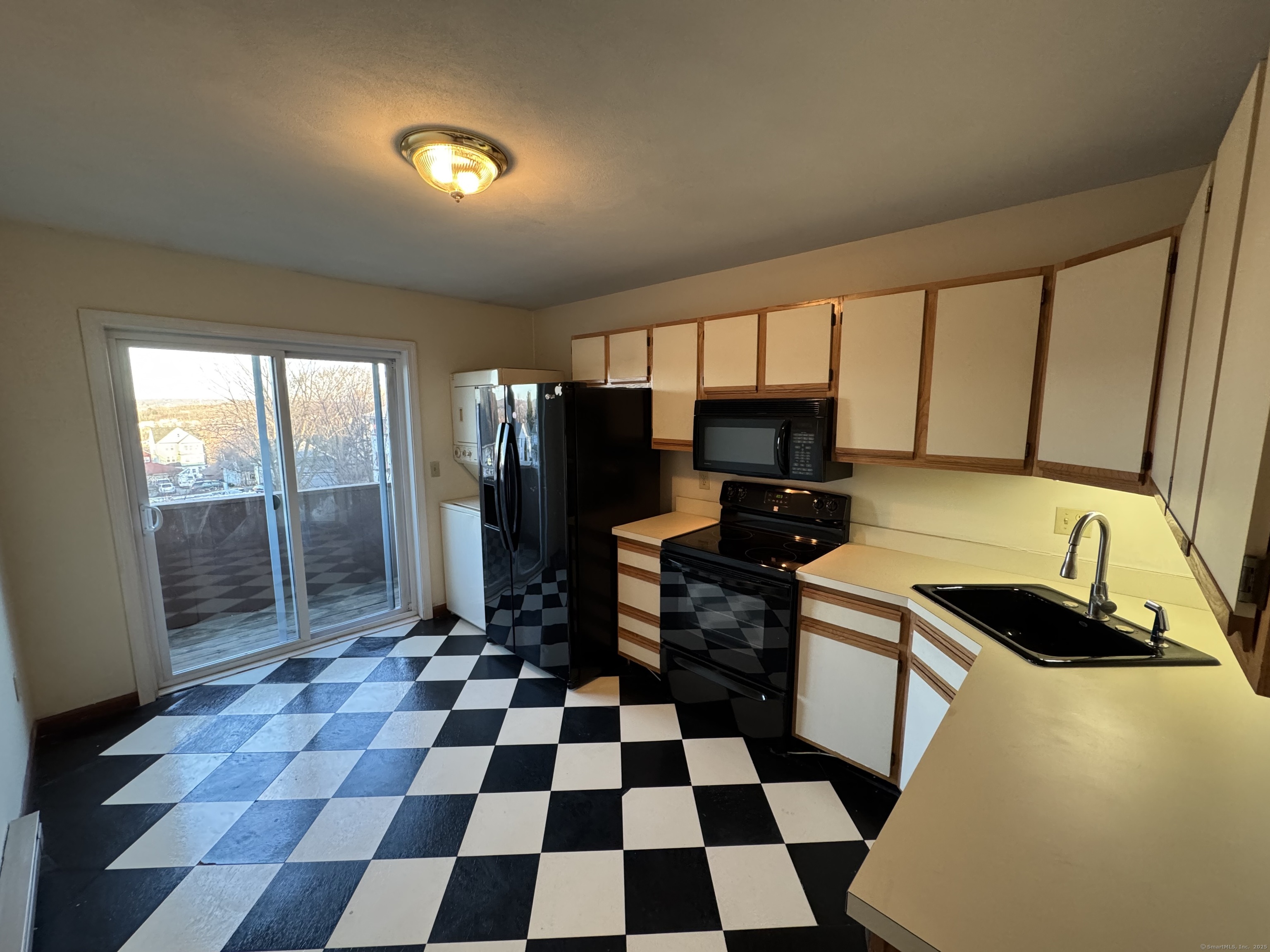 81 Chipman Street #APT 6, Waterbury, Connecticut image 2
