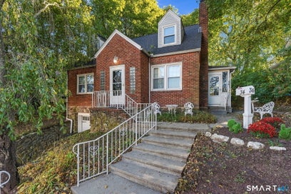 34 Bradley Avenue Meriden CT 06451