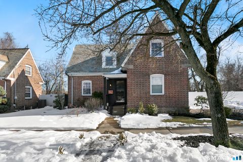 Tiny photo for 77 Meadowbrook Road, Fairfield, CT 06824 (MLS # 24156859)