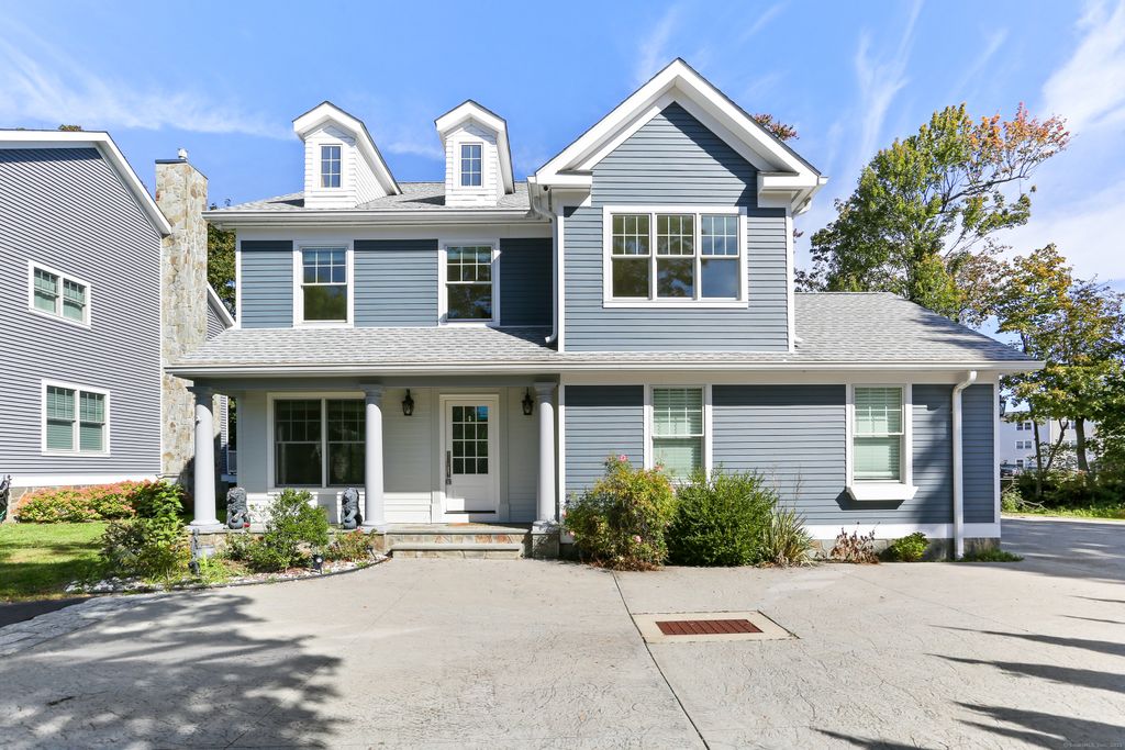 Photo of 328 Brewster Street, Bridgeport, CT 06605 (MLS # 24135682)