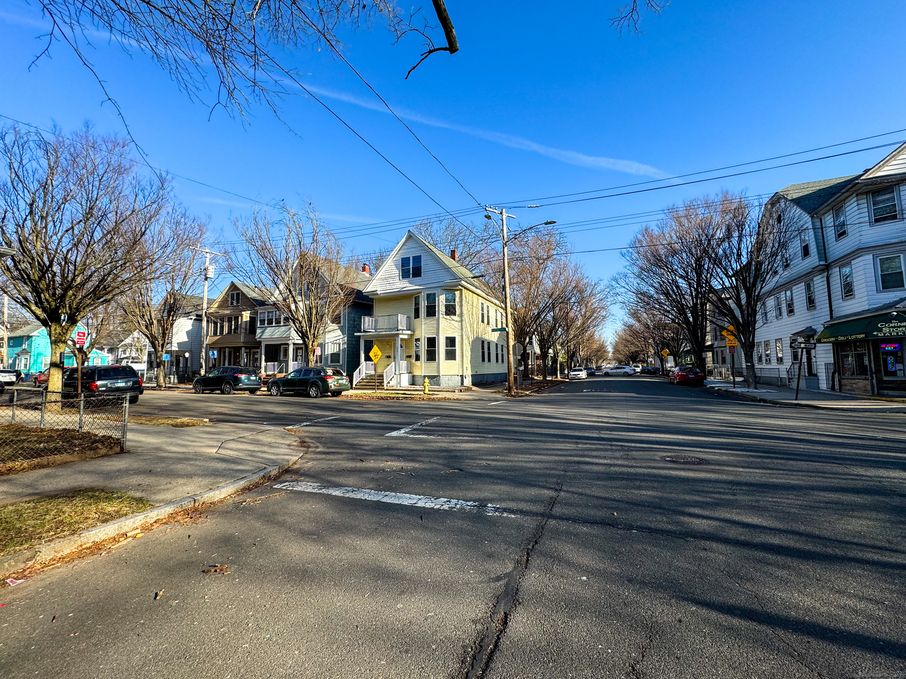 455 Huntington Street