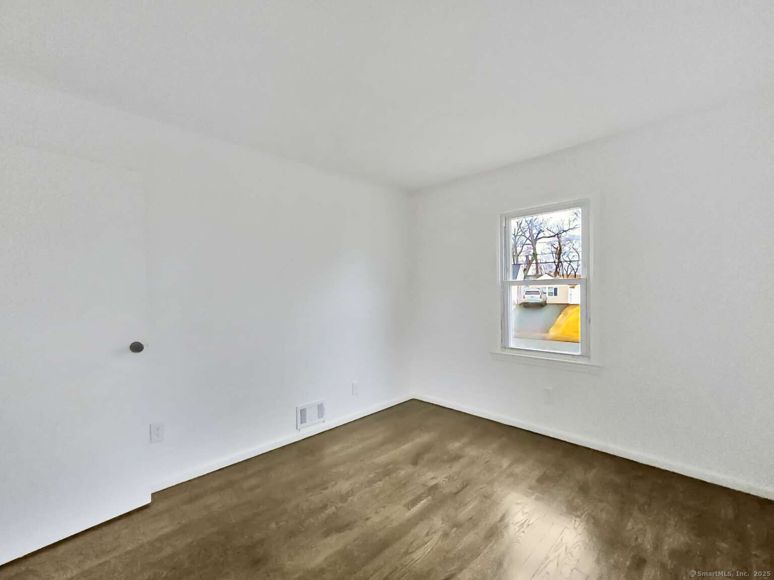 100 Hollister Drive, East Hartford, Connecticut image 12