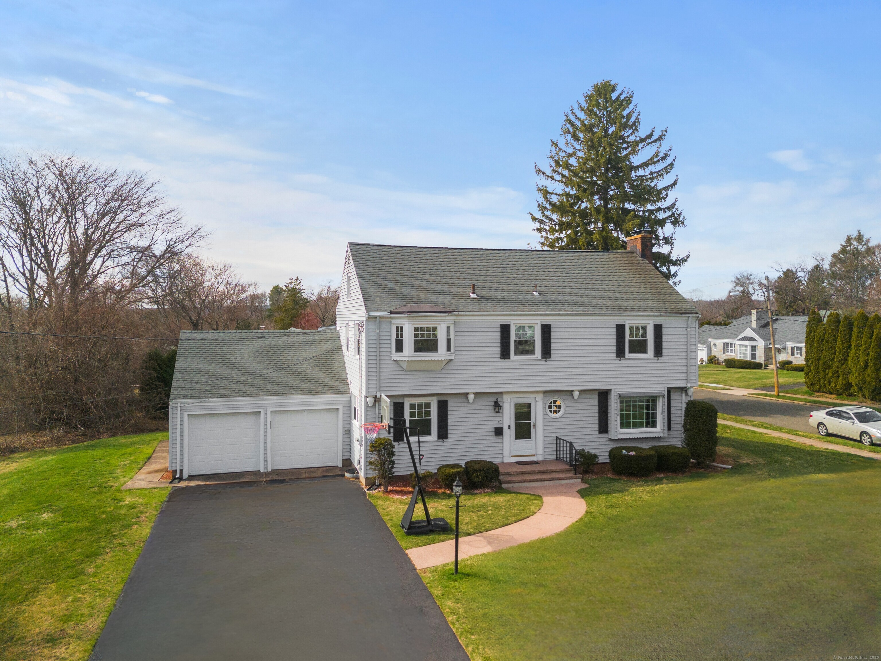 Property for Sale at Wright Lane, Hamden, Connecticut - Bedrooms: 4 
Bathrooms: 3 
Rooms: 8  - $500,000