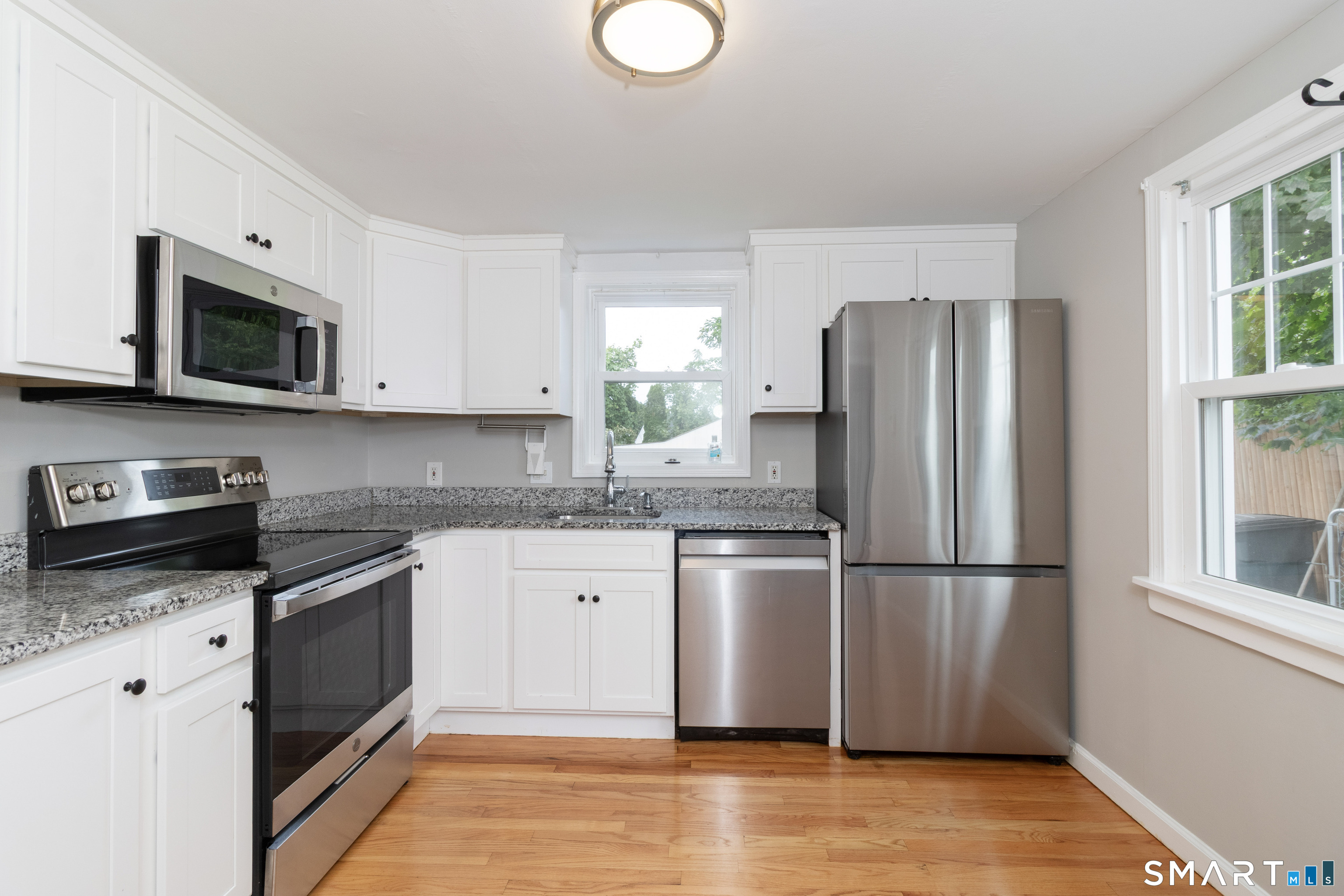 33 Clearview Avenue