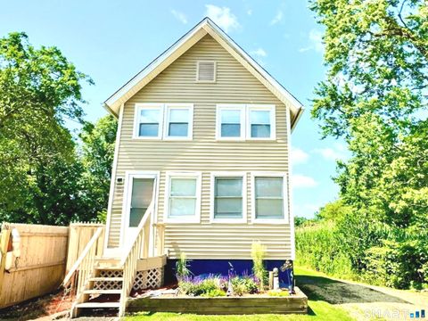 102 Surf Avenue Milford CT 06460