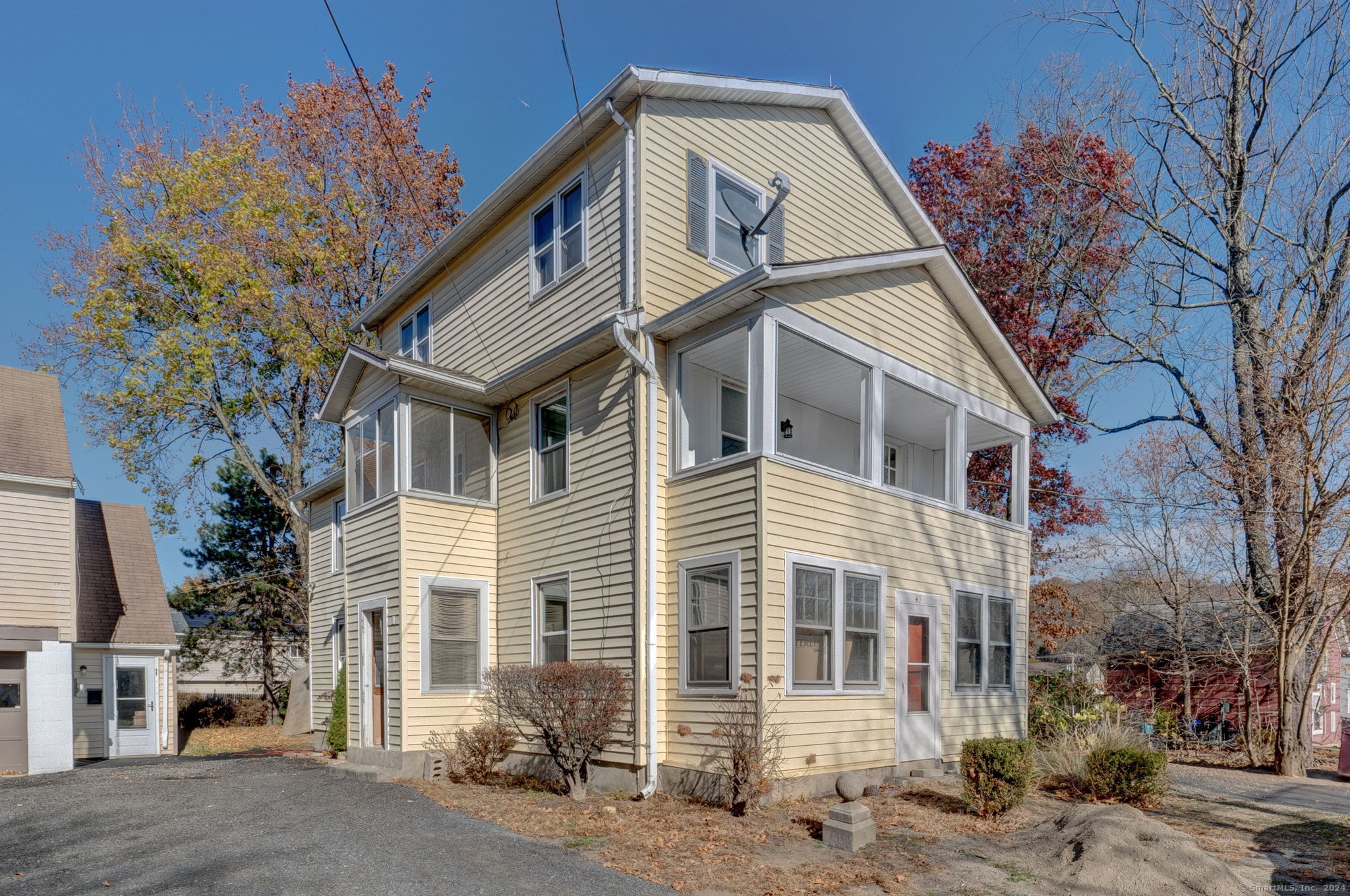 Rental Property at 40 Mortimer Street 2, Torrington, Connecticut - Bedrooms: 3 
Bathrooms: 2 
Rooms: 8  - $2,100 MO.