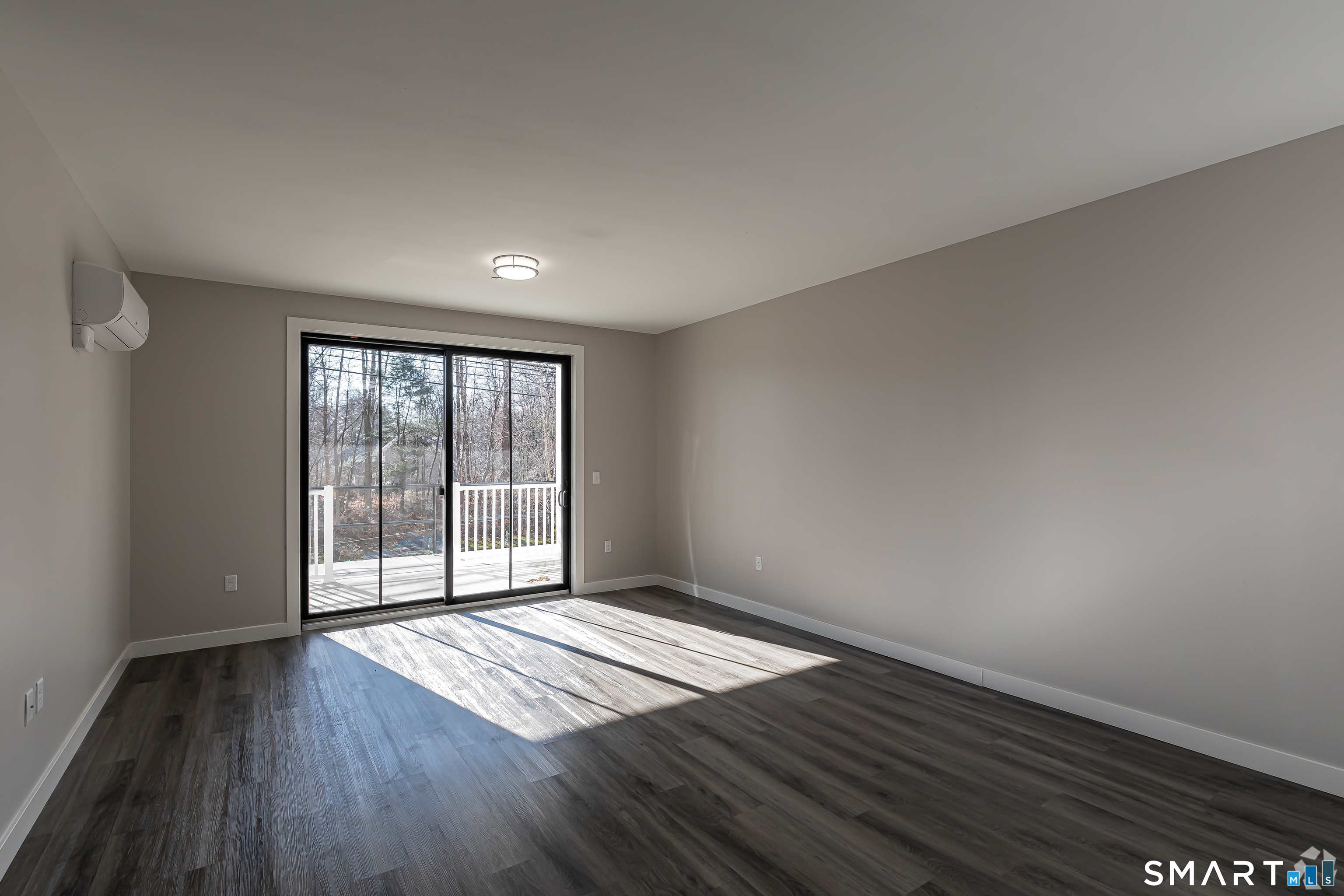 401 Albany Turnpike 201