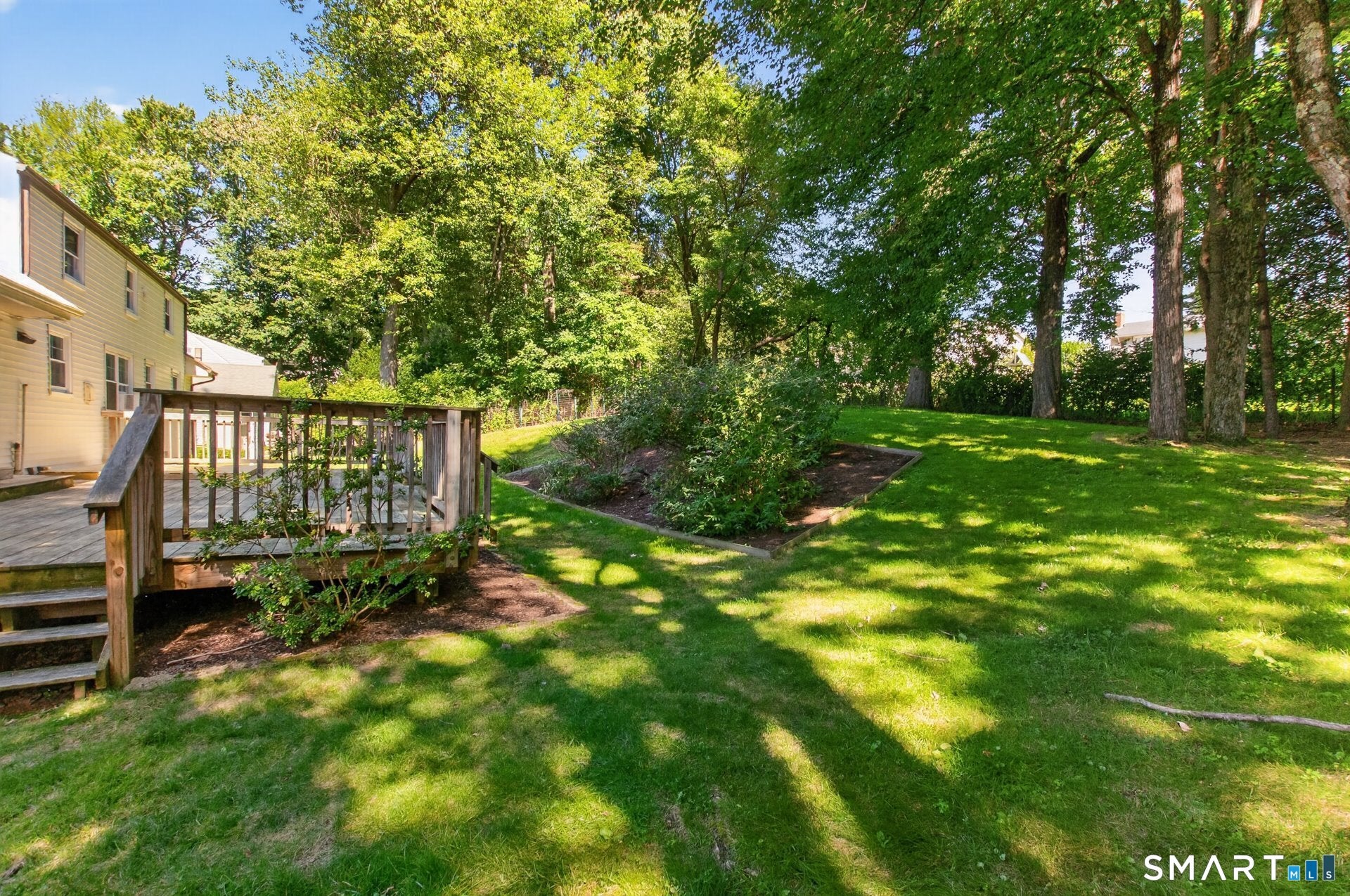 5 Pennywhistle Road