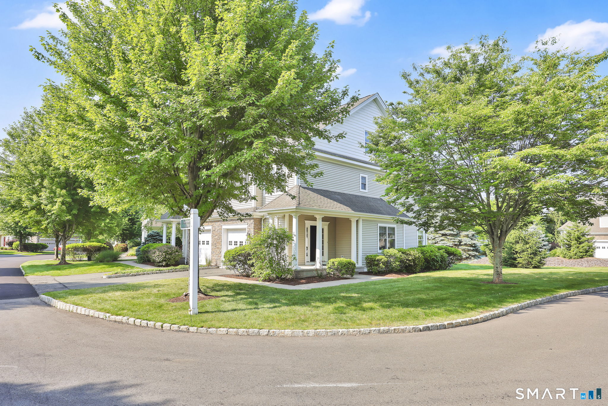 19 Turnberry Lane 19