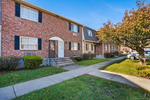 Tiny photo for 36 Sharon Road #APT 6, Waterbury, CT 06705 (MLS # 24136582)