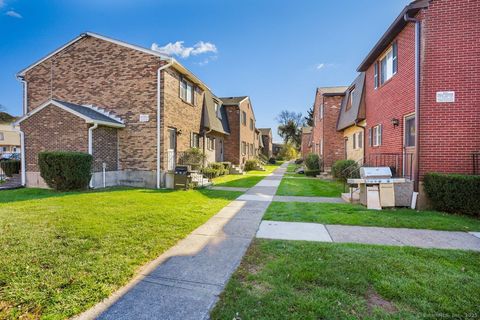 Tiny photo for 36 Sharon Road #APT 6, Waterbury, CT 06705 (MLS # 24136582)