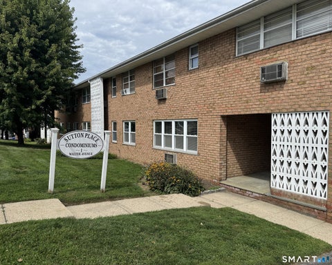 Photo of 1 Walter Avenue #10, Norwalk, CT 06851 (MLS # 24203744)