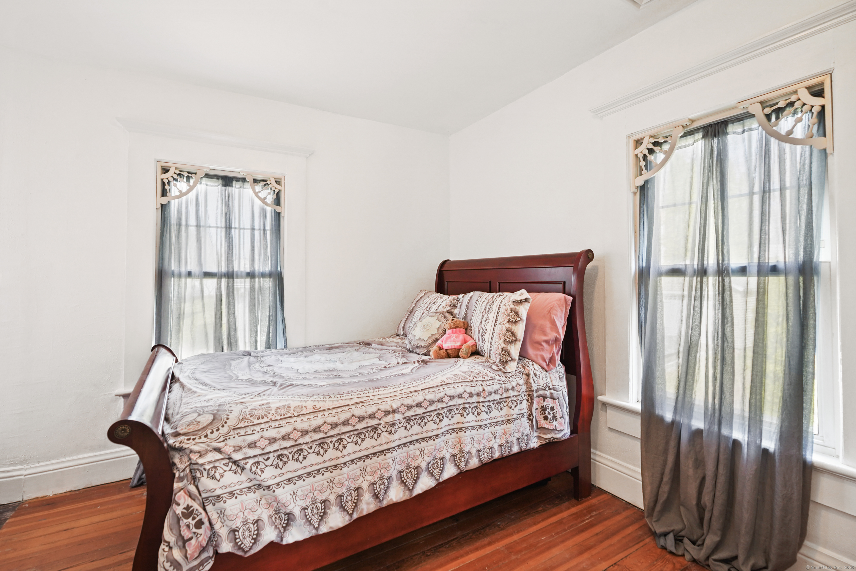 1 Maple Street, New Milford, Connecticut image 27