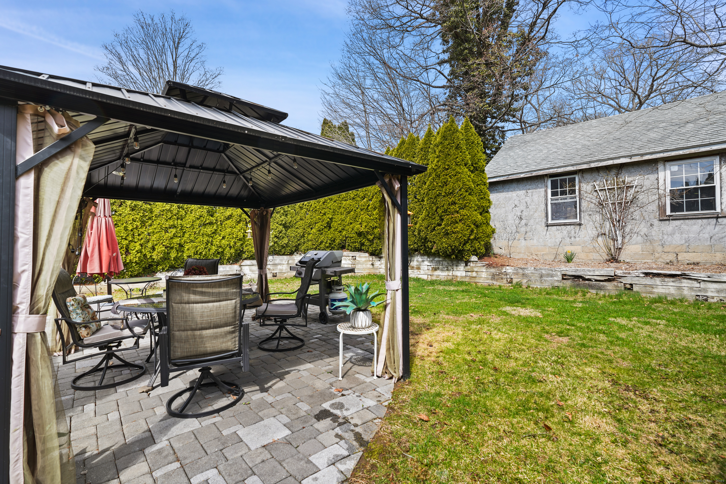 1 Maple Street, New Milford, Connecticut image 33