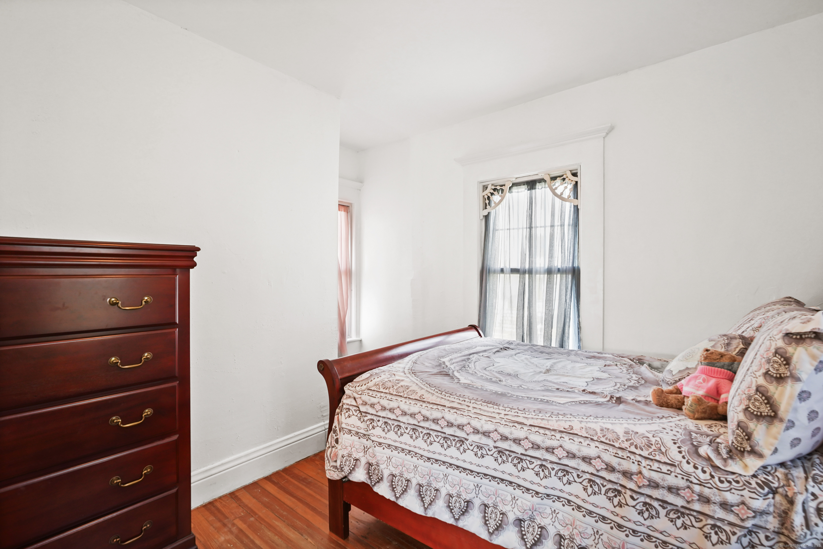 1 Maple Street, New Milford, Connecticut image 28
