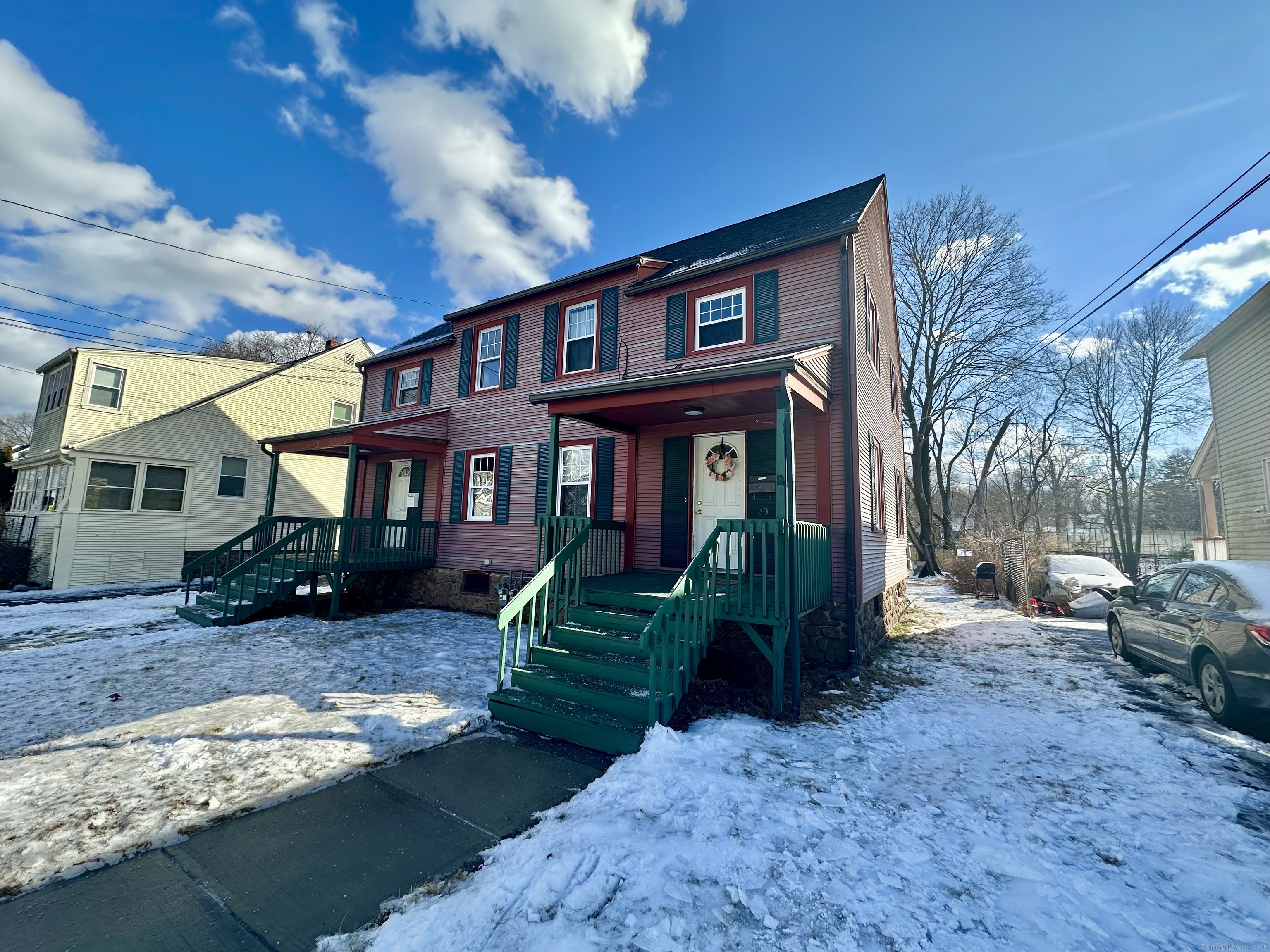 Property for Sale at N Pearl Street, Meriden, Connecticut - Bedrooms: 7 
Bathrooms: 2 
Rooms: 13  - $425,000