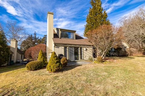 A home in Southbury