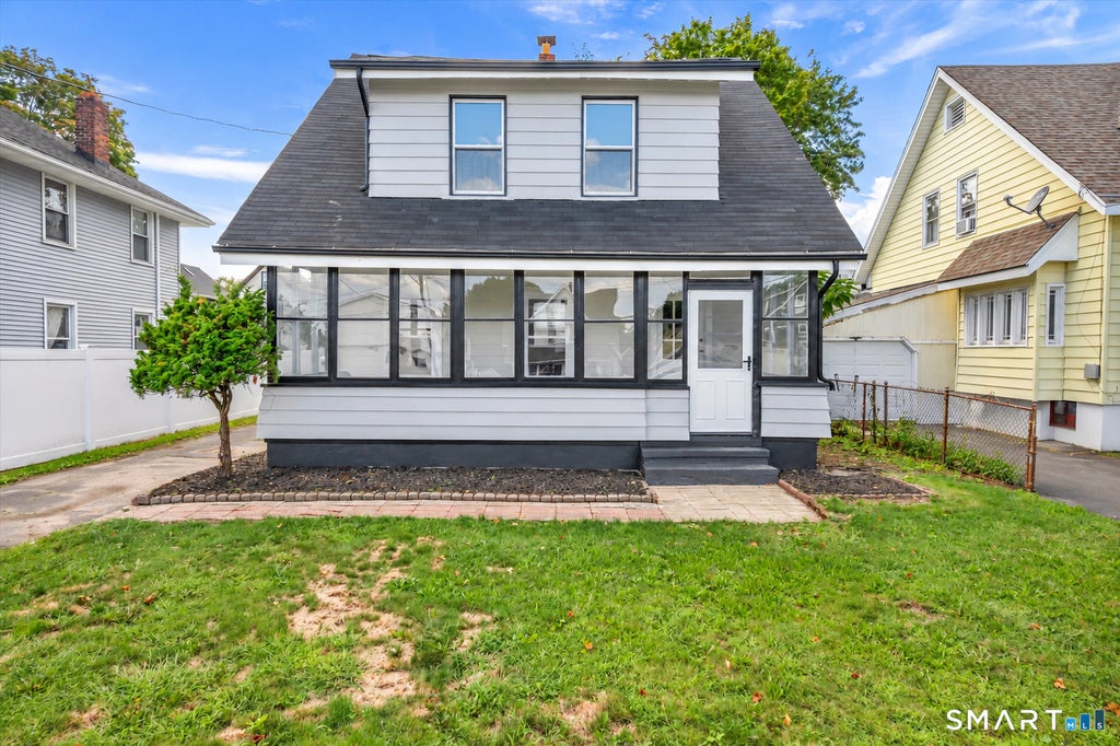 Photo of 20 Oliver Lane, West Haven, CT 06516 (MLS # 24204899)