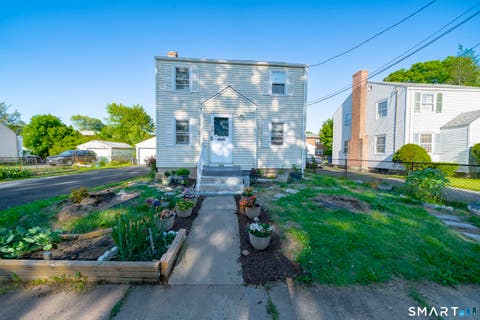 Photo of 660 Hillside Avenue, Hartford, CT 06106 (MLS # 24182264)