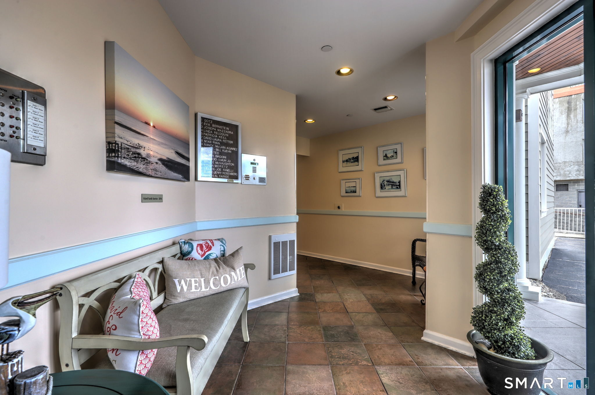 12 Naugatuck Avenue A18