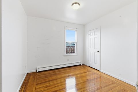 Tiny photo for 68 Connecticut Avenue, New London, CT 06320 (MLS # 24137740)