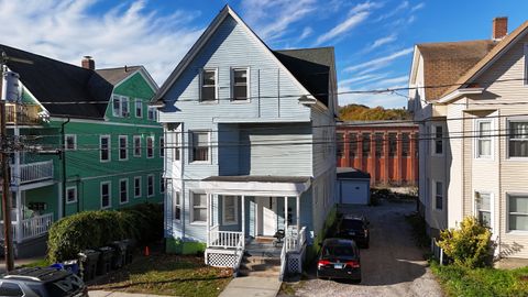 Photo of 68 Connecticut Avenue, New London, CT 06320 (MLS # 24137740)