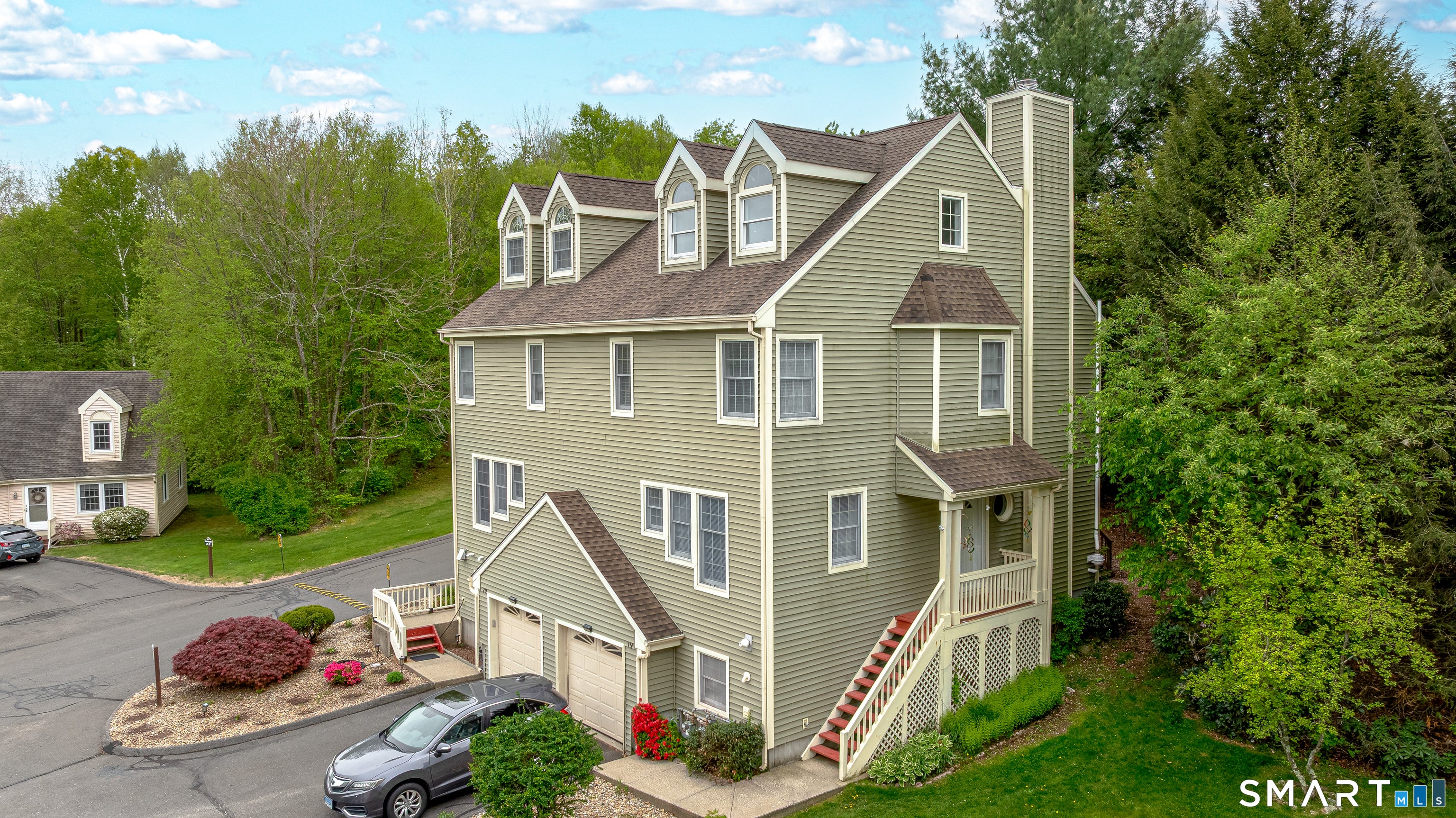 101 Madeline Avenue 19