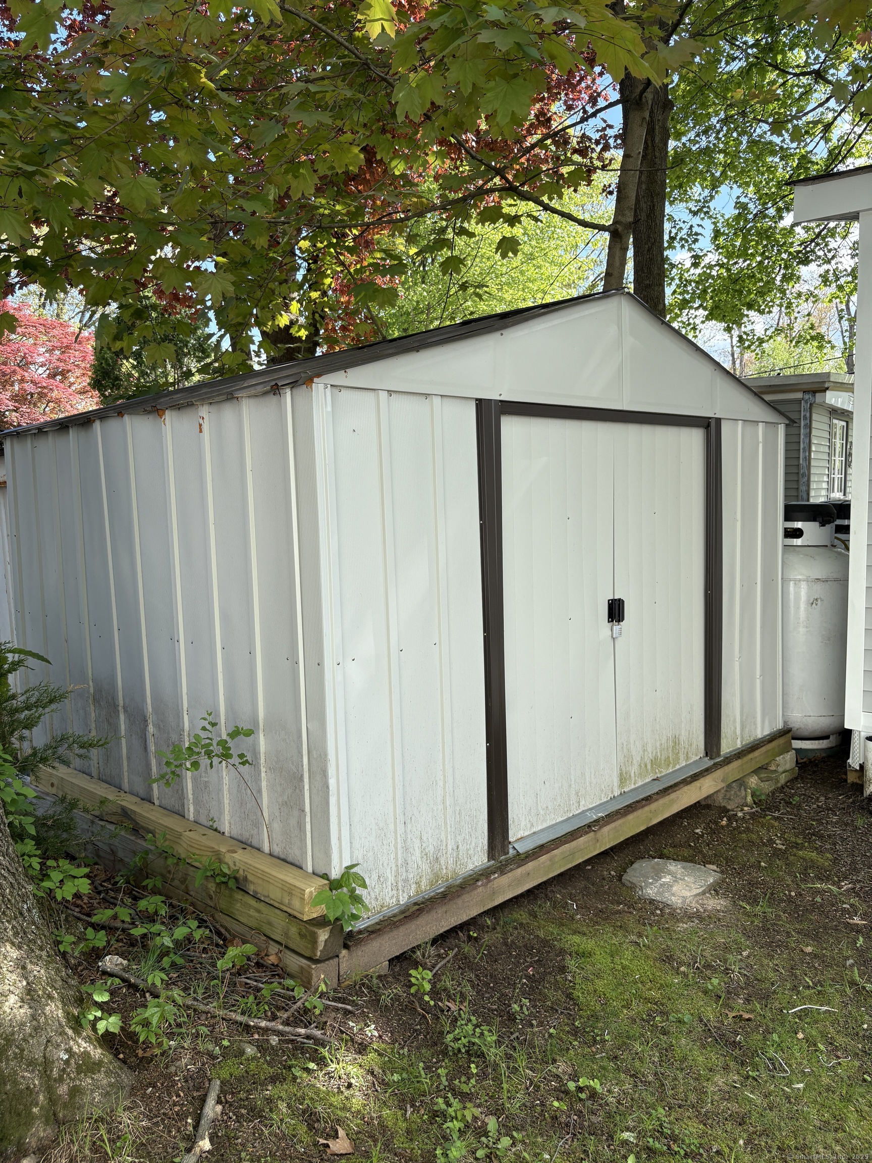45 Twin Oaks Lane, Danbury, Connecticut image 24