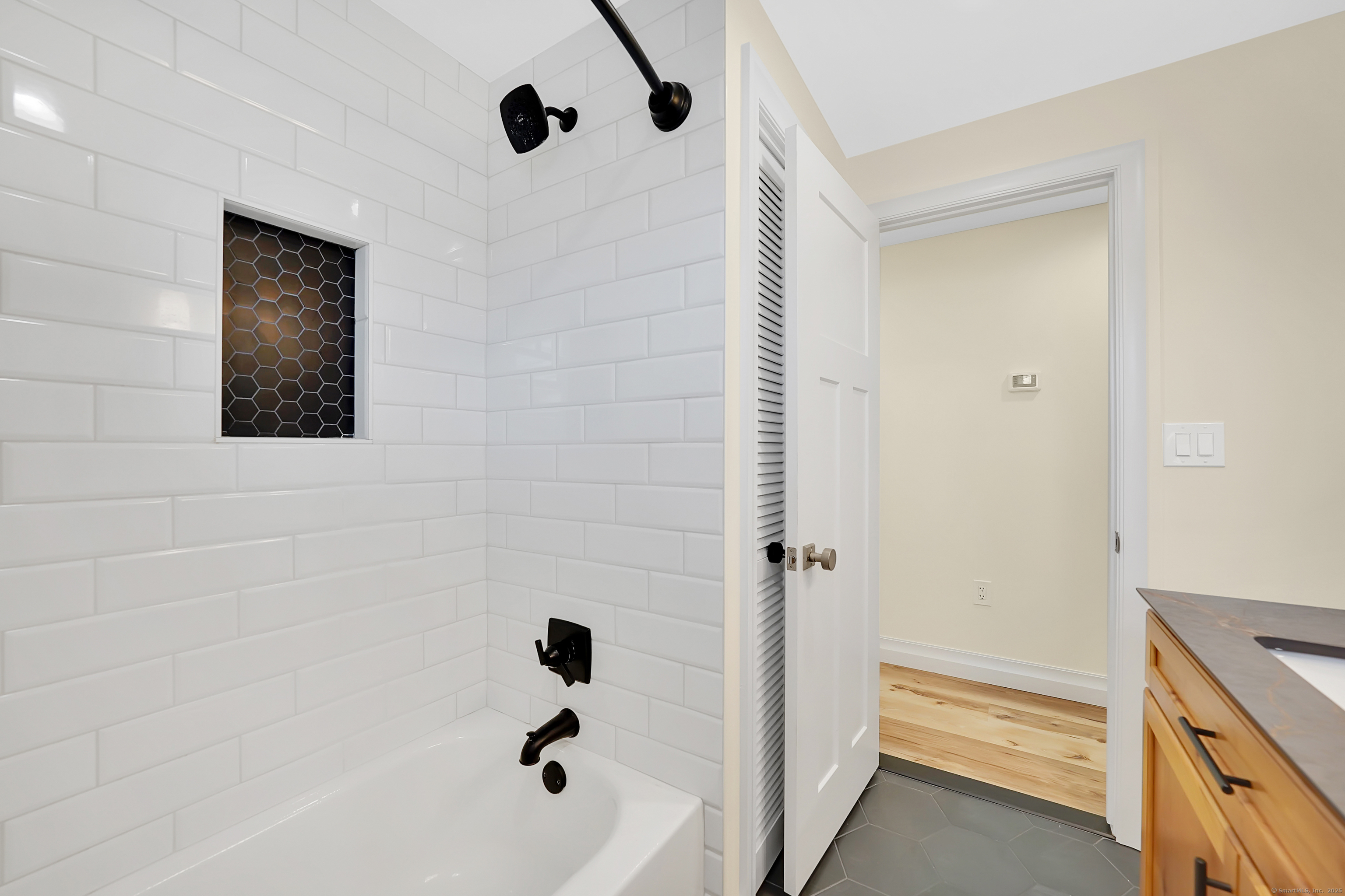 25 Sun Street, Enfield, Connecticut image 25
