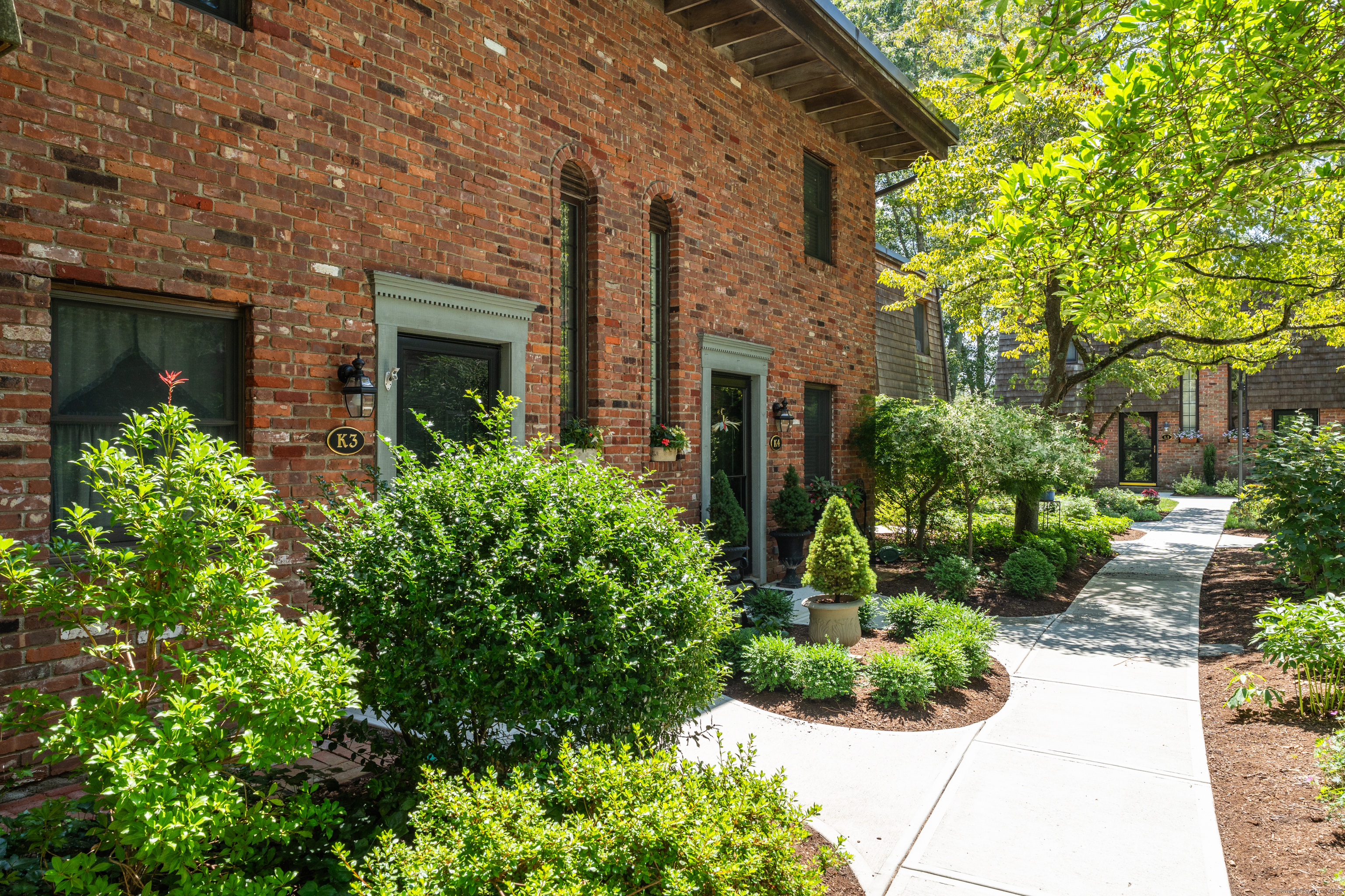 85 River Road APT K3